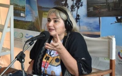 Silvia Villavicencio: “Que los pibes y pibas escuchen mucha radio para que escuchen como se dice, como se habla”