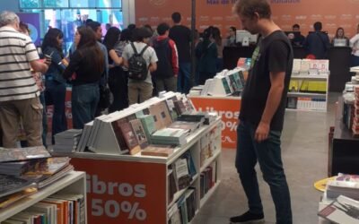 Arranco la FERIA IBEROAMERICANA DEL LIBRO 2024 en el Domo del Centenario. Lucas Cantero, móvil de exteriores cuenta sobre las actividades.