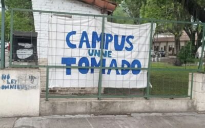 Carolina Cammarano reivindico la lucha de los docentes universitarios y detallo el acompañamiento de los gremios sindicales frente al avasallamiento de los derechos conquistados por los trabajadores.