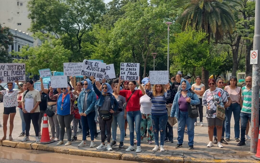 Se realizó la primera ronda de “Madres contra el hambre” en el centro de Resistencia.Sonia Cardozo, referente de Libres del Sur hablo con Radio Nuestra Voz y dio a conocer las demandas de los comedores comunitarios.